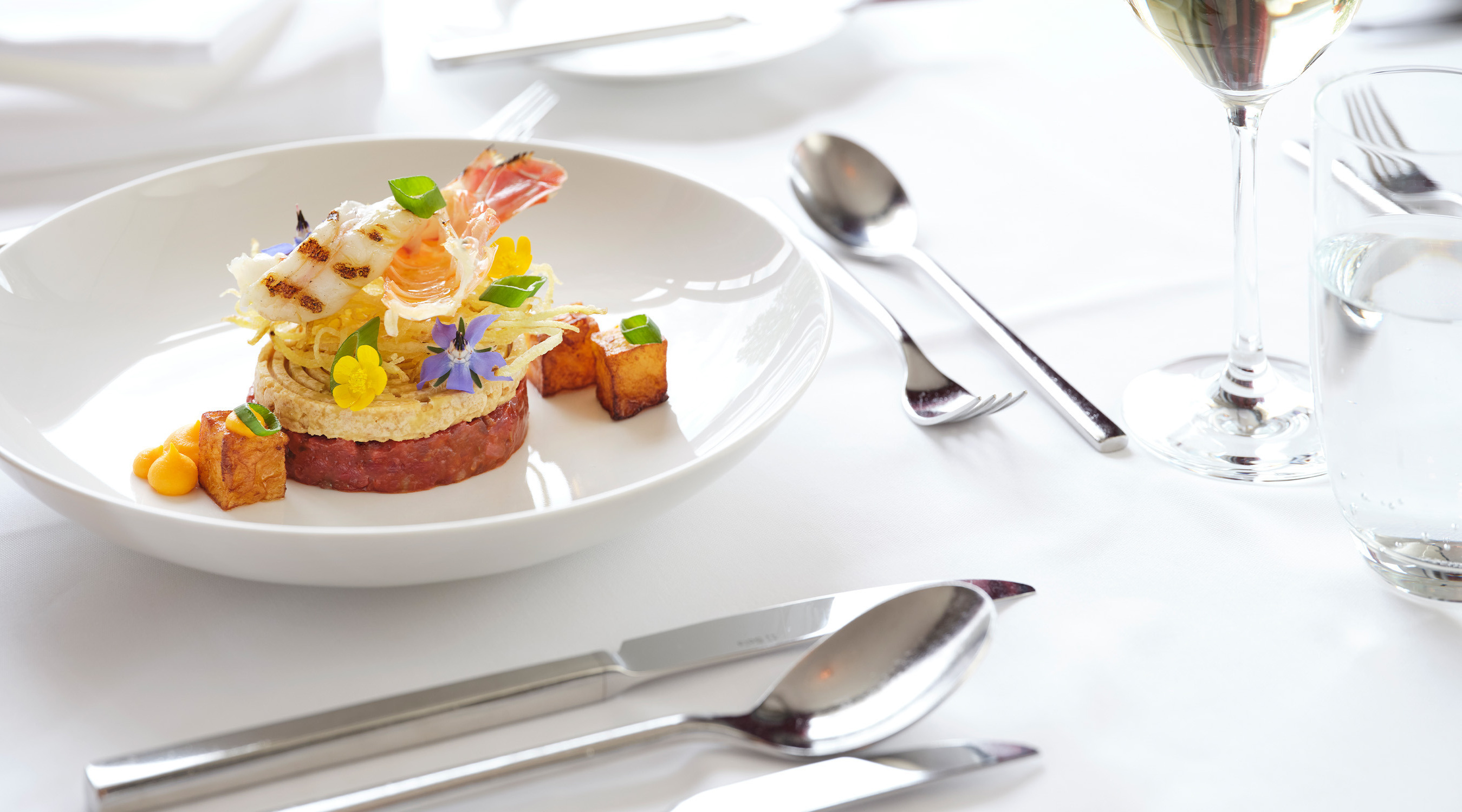 <p>Ein traumhafter Ort, mit <br
/>einzigartiger Weitsicht</p>